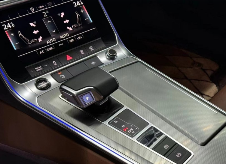 奥迪确实也是背水一战a6l降幅达10万你心动了吗