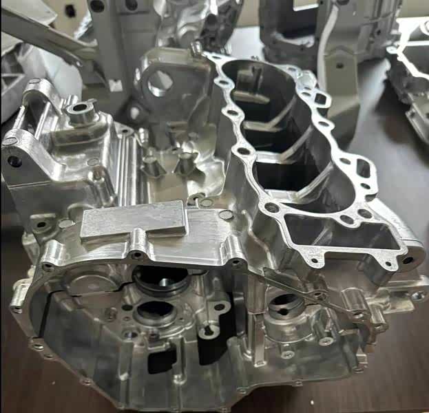 钱江版zx-4r发动机模具曝光!_车家号_发现车生活_汽车之家