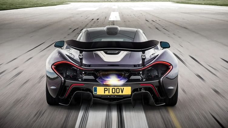 迈凯伦p1(代号p18)将会在今年内发布,最大马力1000ps,你们期待这辆