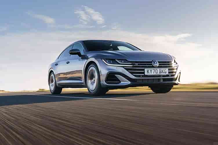 三厢车寿终正寝大众arteon迎产品寿命终结点