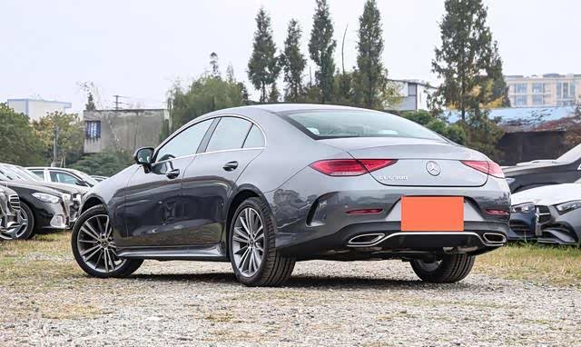 改款奔驰cls上市起售价提高至588万元标配运动外观套件