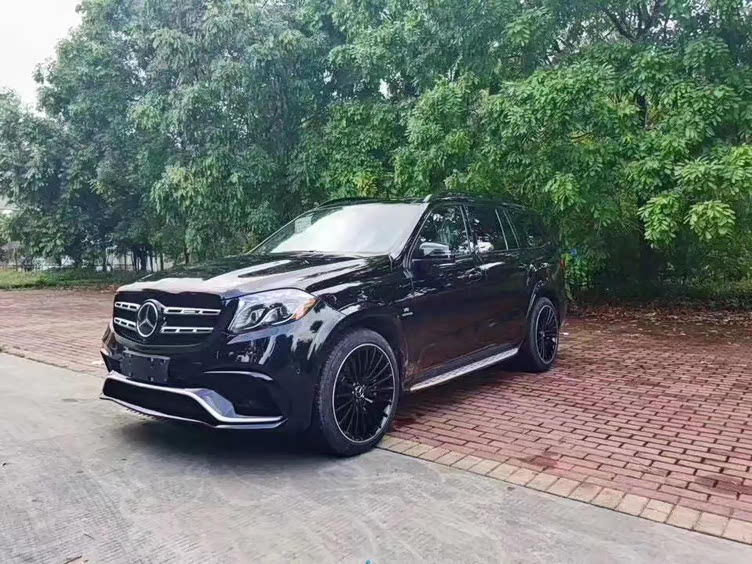 19年奔驰gls63amg全款458万融合豪华与性能为一体的超级猛兽
