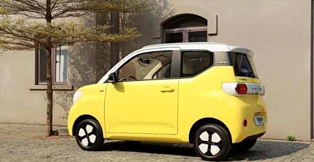 新款五菱宏光马卡龙正式上市表现更好的微型电车