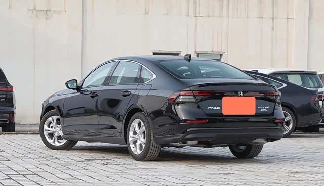 15万起!广汽本田全新雅阁燃油版,尊享优惠落地!