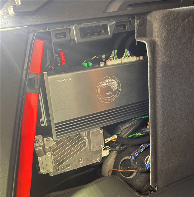 泉州宝马x3汽车音响改装劲浪isbmw100l两分频诗芬尼bo10功放