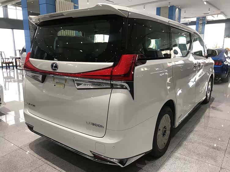 23款雷克萨斯lm300h顶级豪华商务车不用加价_车家号_发现车生活_汽车