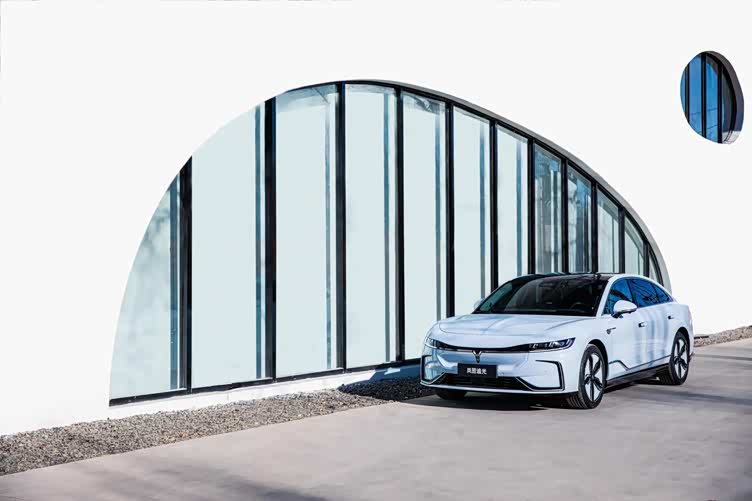 河北最大门店开业岚图汽车布局再登新台阶