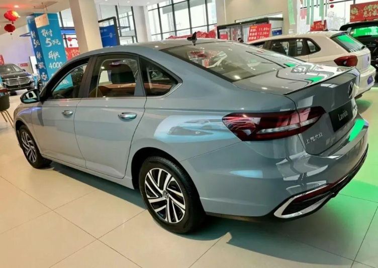 大众朗逸跌到68万行车品质堪比奥迪还买啥798万的秦plus