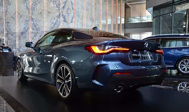 宝马发布全新一代430icoupmsport双门跑车