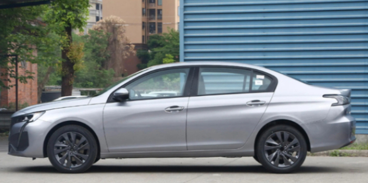 东风标致408龙京限量版惊艳亮相,仅售6.97万