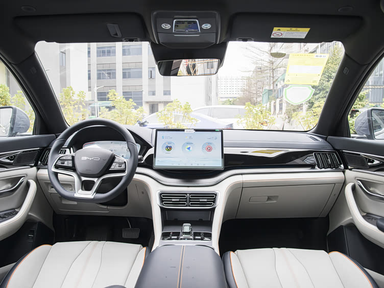 比亚迪宋plusdmi龙魂美学的极致演绎