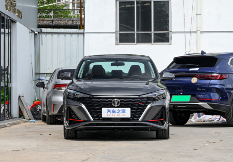 长安逸动plus高能版震撼上市,指导价为9.39万元