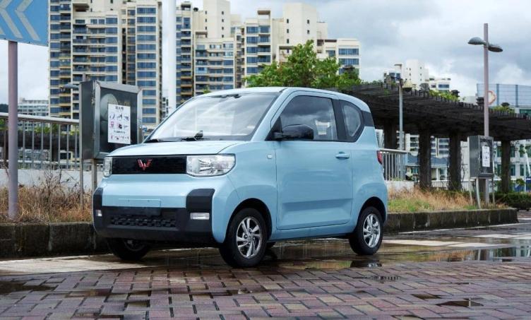 曾经风靡一时的五菱宏光mini ev,为啥现在卖不动了?