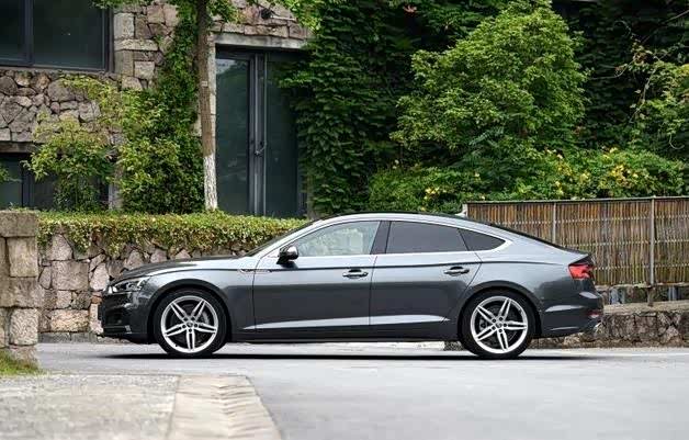 30万最美奥迪车,比a6酷10倍,a7看了都招架不住!