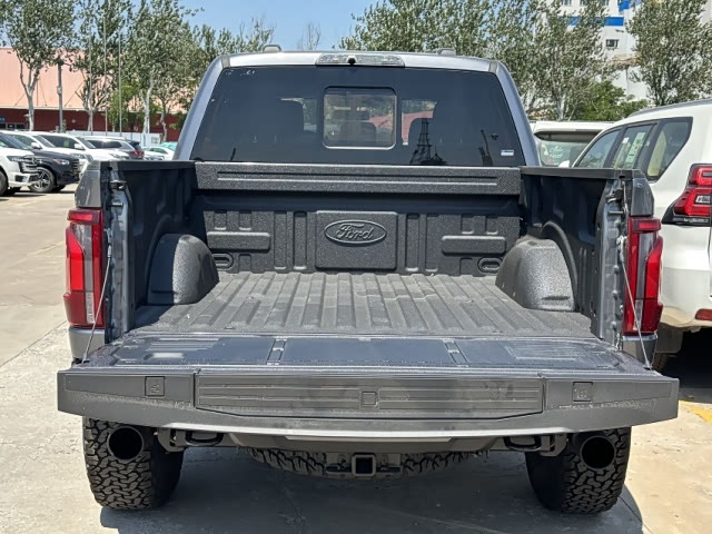 24款福特f-150 猛禽37性能版 港口碳素灰外漆现车105万