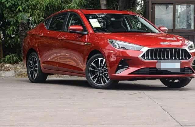 廉价版"玛莎拉蒂"火了,全系1.5t 四轮独悬,比思域帅,不足6万