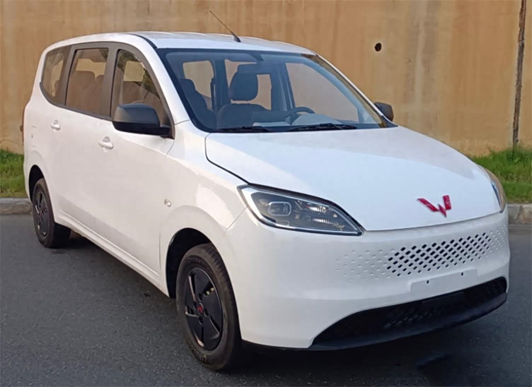 全新五菱宏光实车曝光,外观设计大改!纯电/燃油两种动力