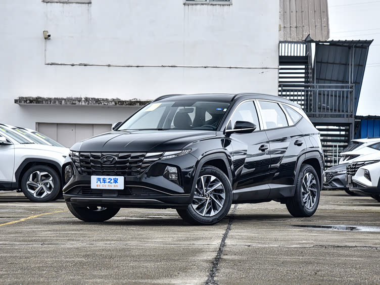 途胜l:现代设计,丰富配置,高效动力,综合油耗7l/100km