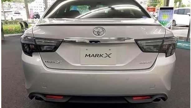 丰田锐志国外复产,安排v6发动机,撩妹神车换装x车标