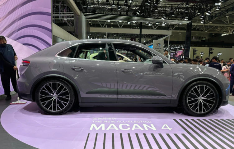 2024款保时捷macan ev粤港澳车展惊艳亮相,双电机驱动