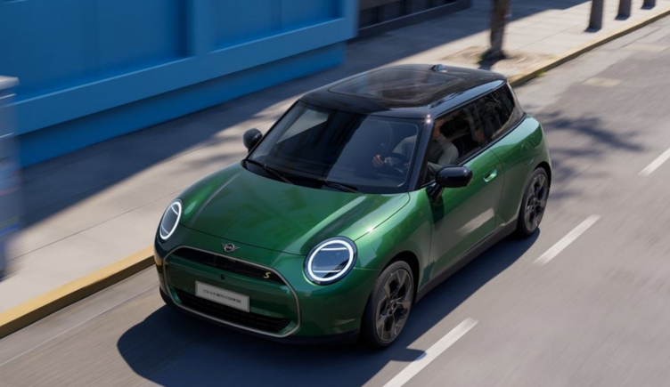 一周新车丨哪吒s猎装版首发,电动mini价格或有惊喜