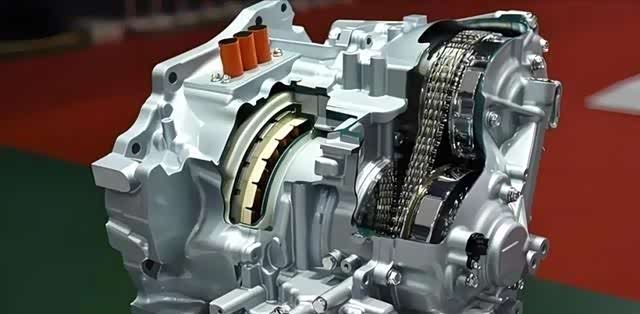 为何电车不需要变速箱?而油车必须要有变速箱?