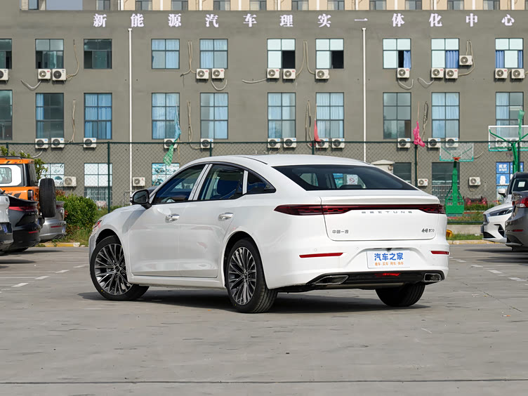 一汽奔腾b70:运动气息扑面而来