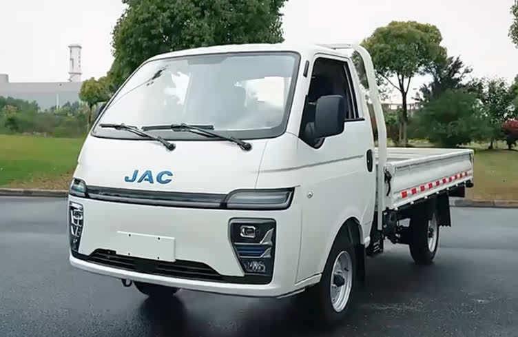 9.98万元起/配分体大灯/轴距超3米,江淮恺达u7开启预售